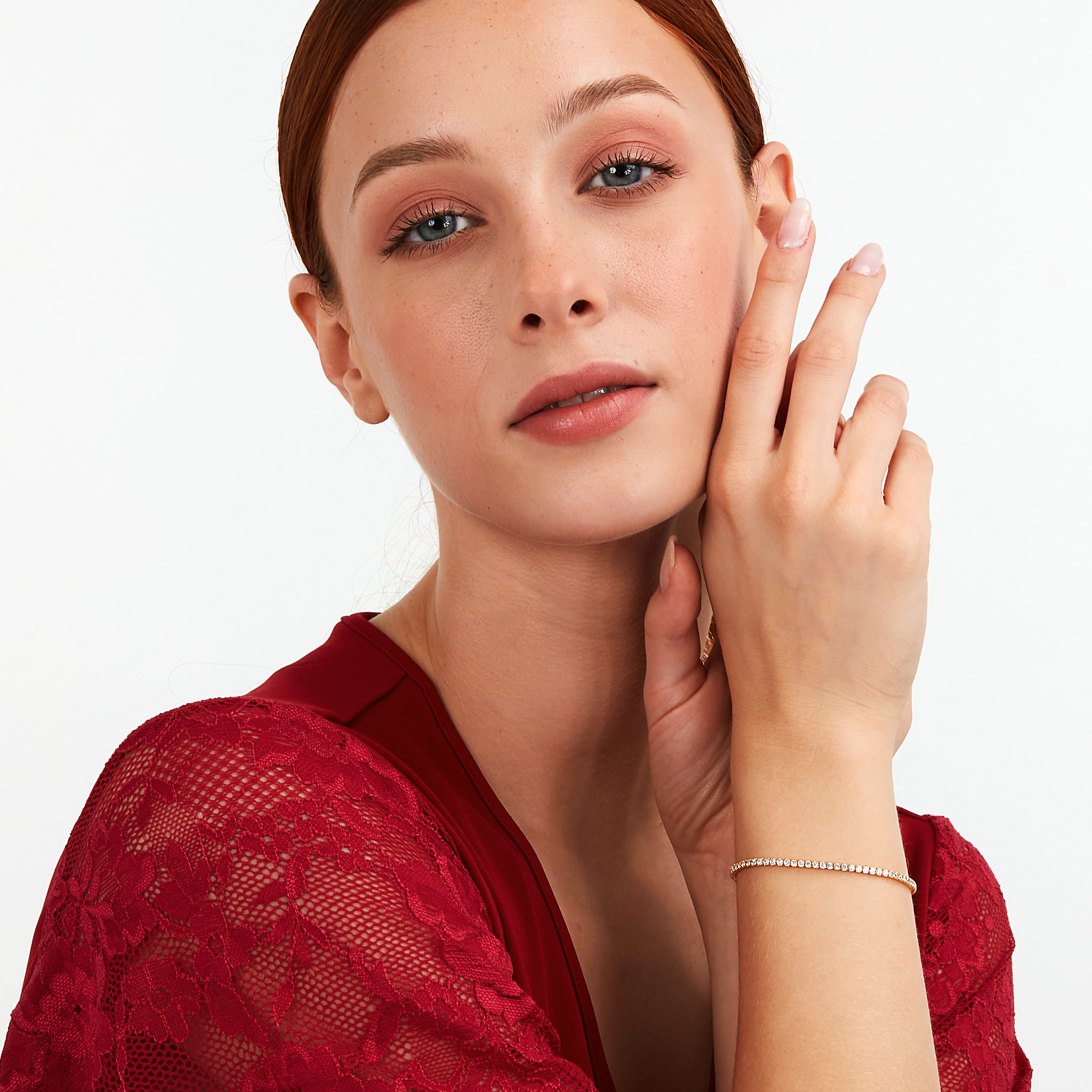 Women's adjustable tennis bracelet in gold-tone, La Petite Story