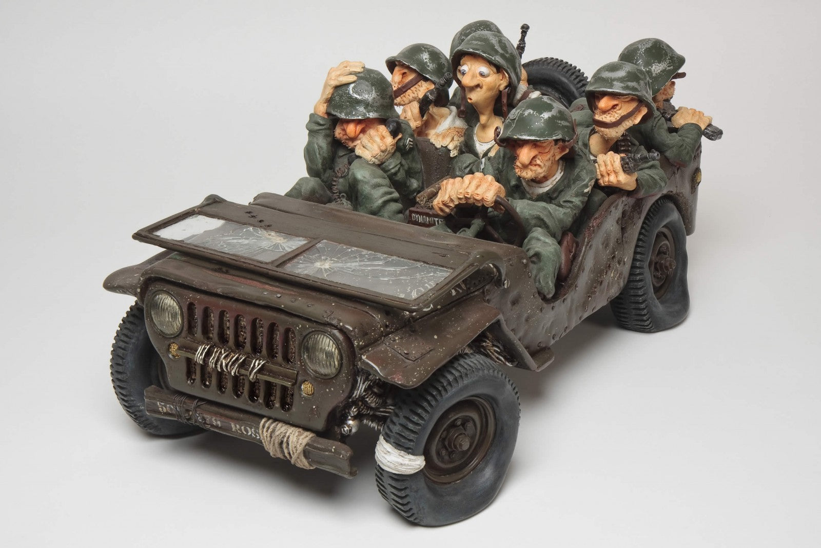 Tur de serviciu (Jeep militar) - LARGE, Guillermo Forchino