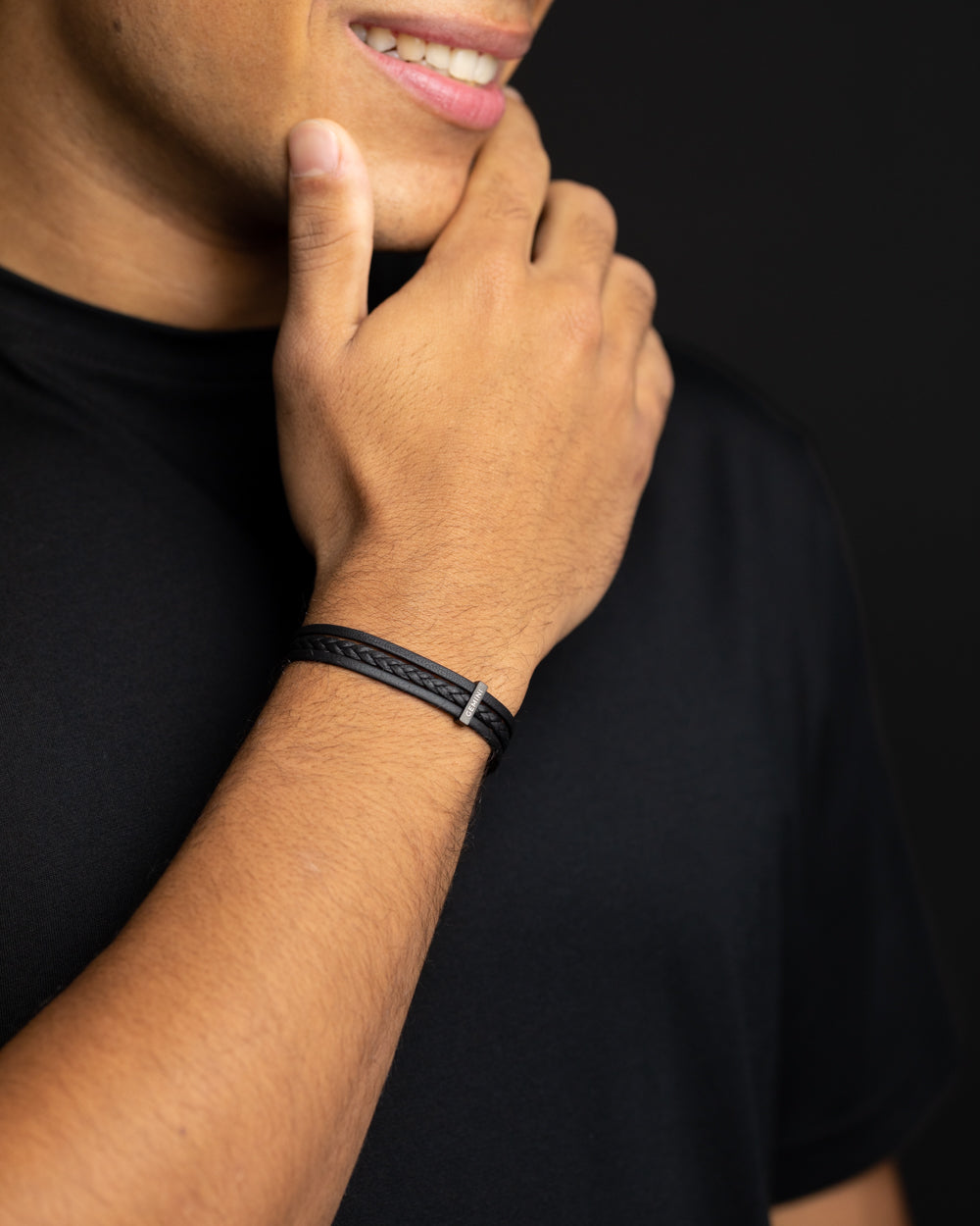 Narukvica od tri sloja crne talijanske kože nappa s crnom završnom obradom, Gemini