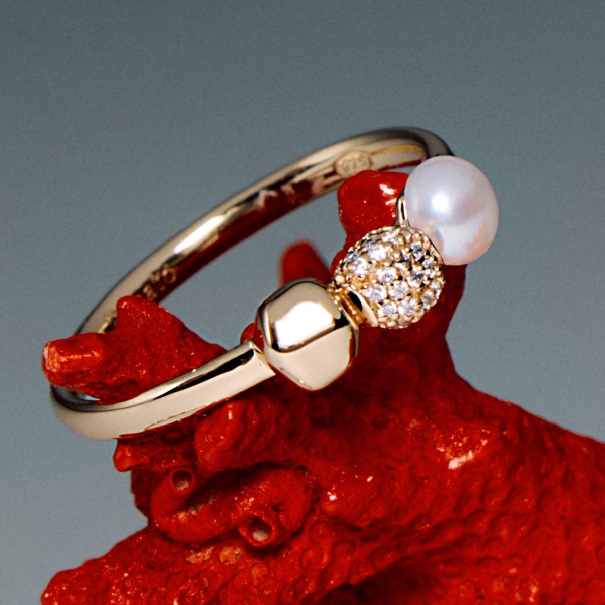 Rings with Stones and Pearls - Tessora
